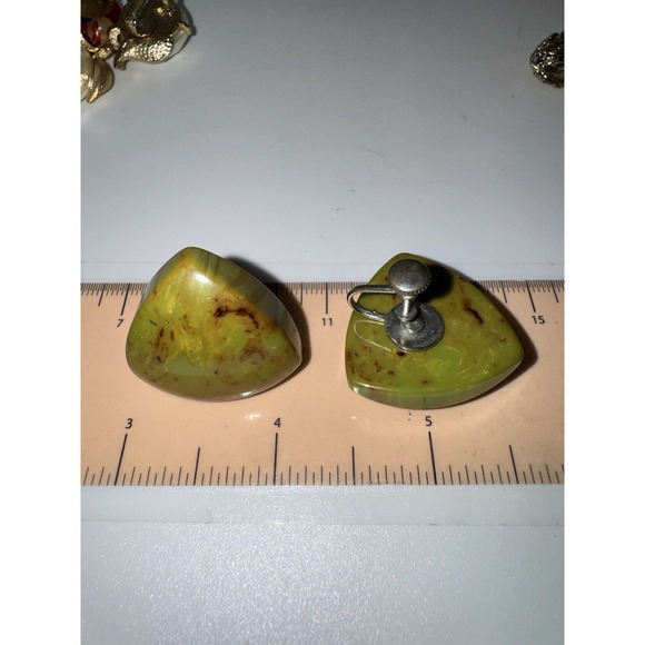 Lot Of (5) Vintage Clip On Earrings - Sarah Cov Hong Kong And Some Unmarked - Picture 6 of 8